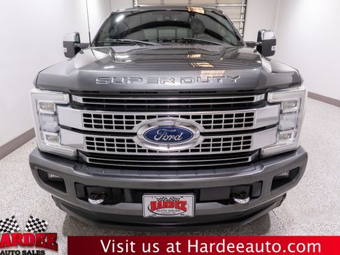 Used 2018 Ford F250 Platinum w/ Platinum Ultimate Package AWD/4WD image 7