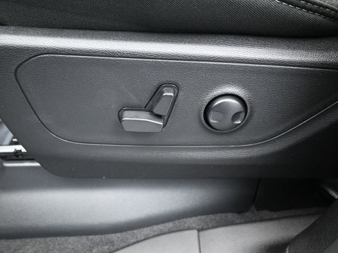 New 2025 RAM 1500 Big Horn image 13