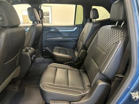 Used 2026 GMC Acadia Denali w/ Super Cruise Package AWD/4WD image 25
