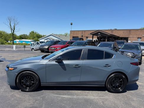 Used 2023 MAZDA MAZDA3 s FWD image 6