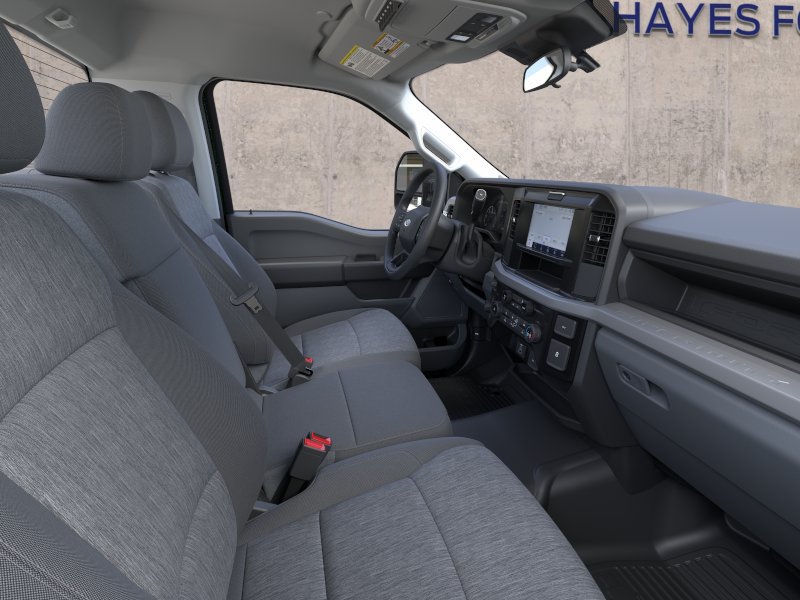 New 2025 Ford F350 4x4 Regular Cab DRW Super Duty image 11