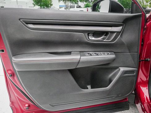 Used 2026 Honda CR-V Sport image 14