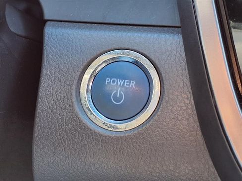 Certified 2021 Toyota Camry LE image 7