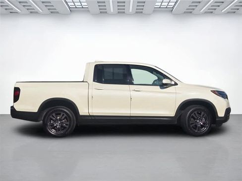 Used 2019 Honda Ridgeline Sport image 7