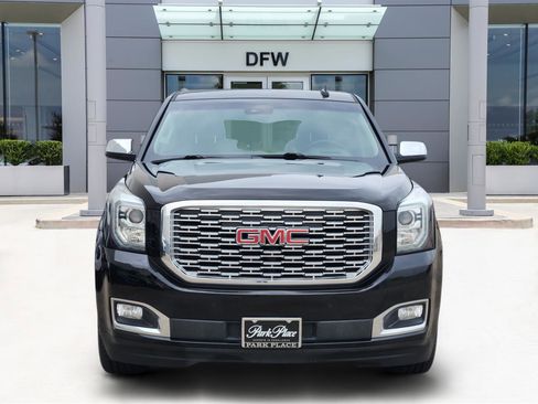 Used 2018 GMC Yukon Denali w/ Open Road Package image 2