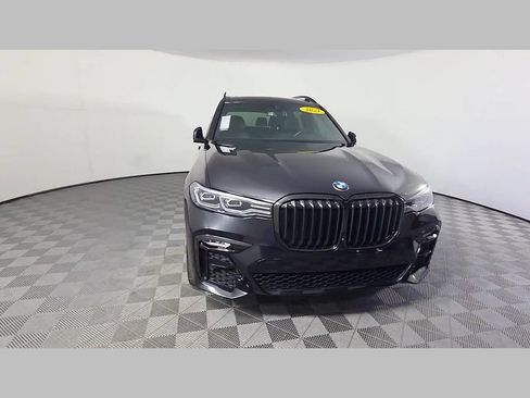 Used 2021 BMW X7 xDrive40i w/ M Sport Package AWD/4WD image 52