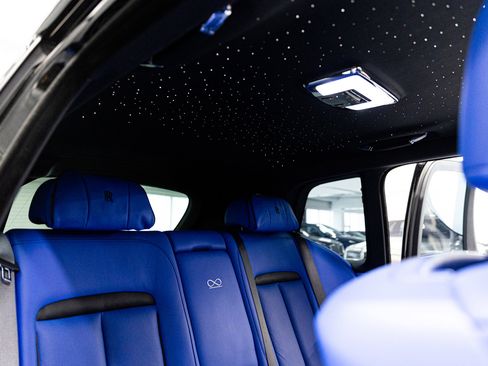 Certified 2023 Rolls-Royce Cullinan Black Badge image 35