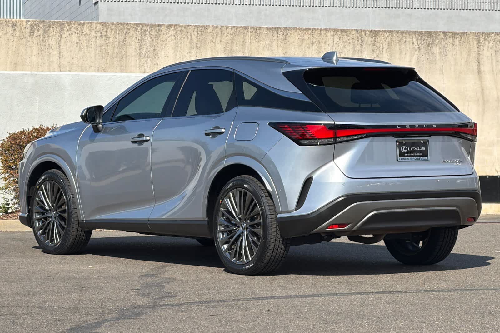 Certified 2024 Lexus RX 450h AWD w/ Convenience Package image 7