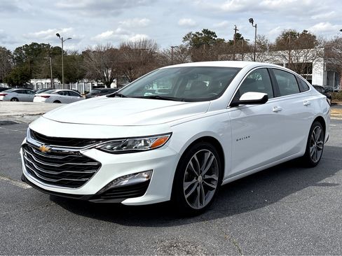 Used 2024 Chevrolet Malibu LT image 3