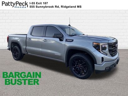 Used 2025 GMC Sierra 1500 Elevation