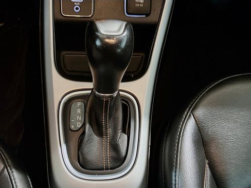 Used 2019 Jeep Compass Latitude w/ Popular Equipment Group FWD image 13