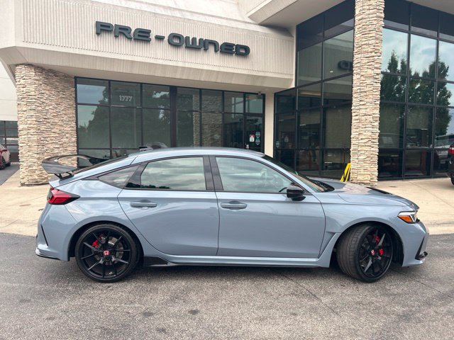 Used 2025 Honda Civic Type R image 8