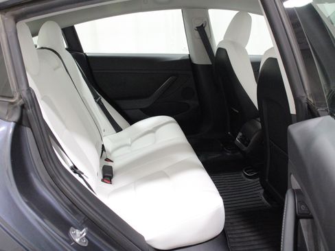 Used 2023 Tesla Model 3 Standard Range RWD image 22