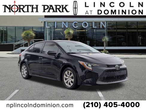 Used 2020 Toyota Corolla LE image 1