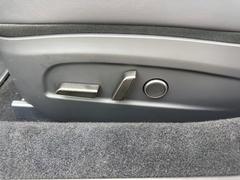 Used 2024 Tesla Model 3 Standard Range image 10