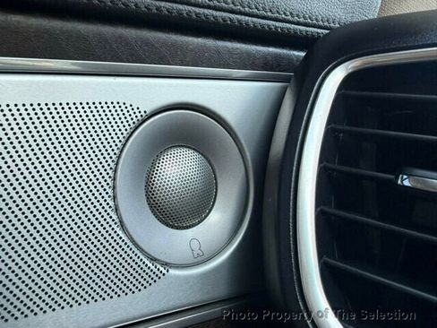 Used 2016 Lincoln MKX Reserve w/ Luxury Package image 35