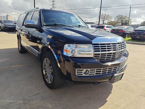 Used 2008 Lincoln Navigator L 4WD image 4