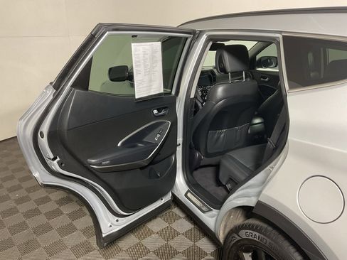 Used 2018 Hyundai Santa Fe Sport image 31