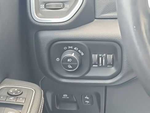 Certified 2022 RAM 1500 Laramie image 35