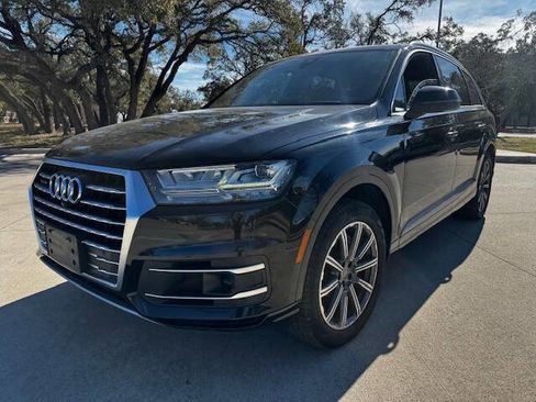 Used 2017 Audi Q7 3.0T Premium Plus image 2