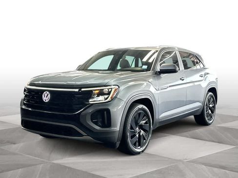 Certified 2024 Volkswagen Atlas Cross Sport SE w/ Panoramic Sunroof Package FWD image 4