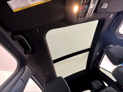 Used 2025 Jeep Wagoneer S Limited image 21