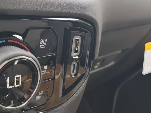 New 2025 Chevrolet Silverado 2500 LTZ w/ LTZ Convenience Package image 31