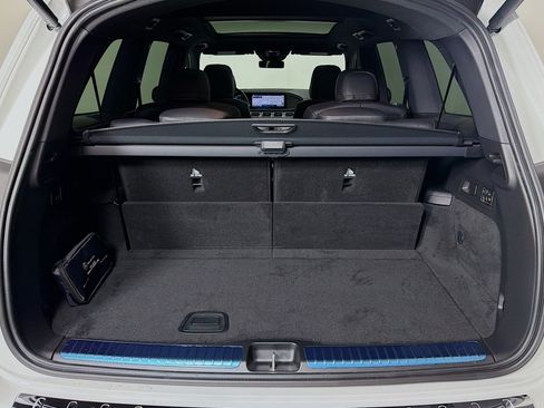 New 2026 Mercedes-Benz GLS 580 4MATIC image 23