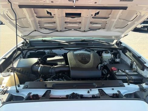 Used 2020 Toyota Tacoma TRD Pro AWD/4WD image 29