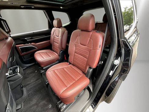 Used 2023 Kia Telluride SX Prestige AWD/4WD image 23
