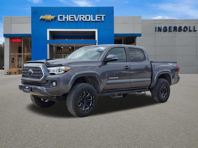 Used 2018 Toyota Tacoma TRD Sport AWD/4WD image 33