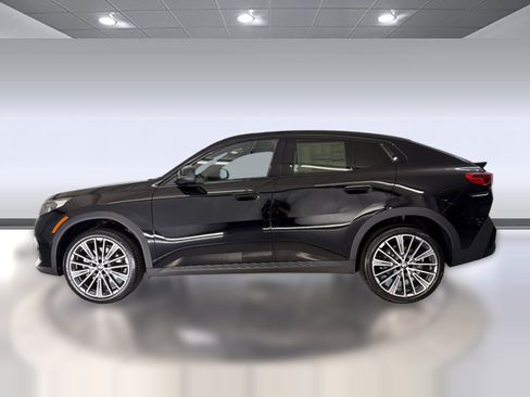 New 2026 BMW X2 xDrive28i w/ Technology Package AWD/4WD image 2