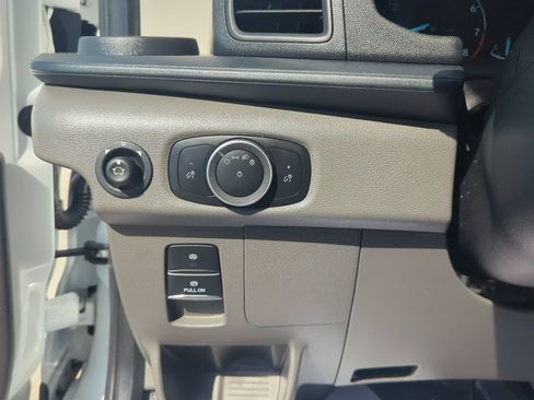 Used 2025 Ford Transit 250 148 High Roof AWD image 17