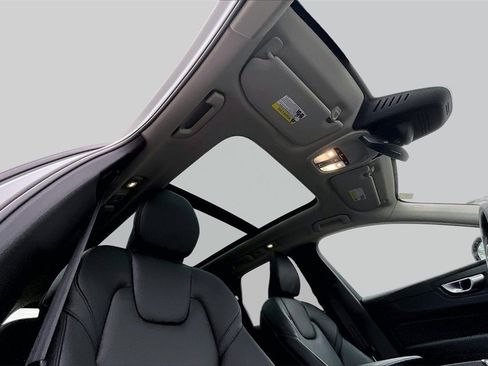 Certified 2023 Volvo XC60 B5 Plus w/ Protection Package Premier image 26