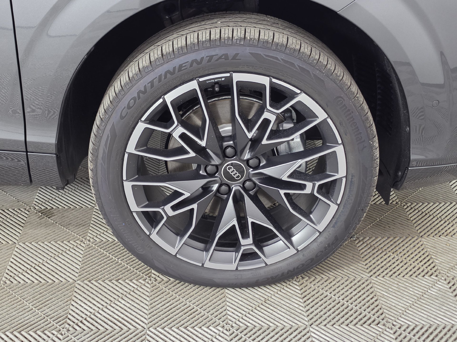 New 2026 Audi Q3 quattro 2.0T AWD/4WD image 41