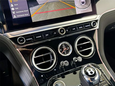 Used 2024 Bentley Continental GT Speed image 22