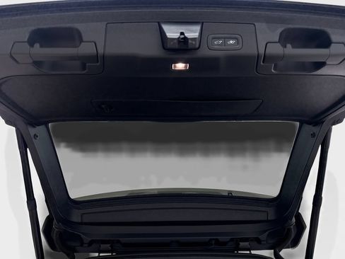 Used 2023 Volvo XC60 B5 Plus FWD image 83