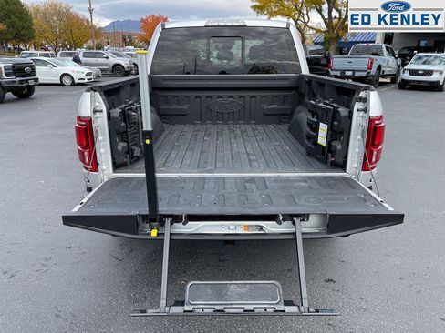 Used 2019 Ford F150 Raptor w/ Equipment Group 802A Luxury image 38