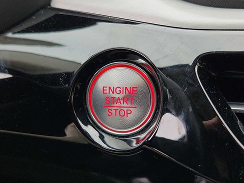 Used 2023 Acura MDX w/Technology Package image 23