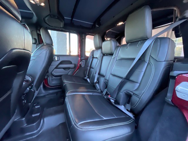 Used 2021 Jeep Wrangler Unlimited Sahara w/ LED Lighting Group AWD/4WD image 24