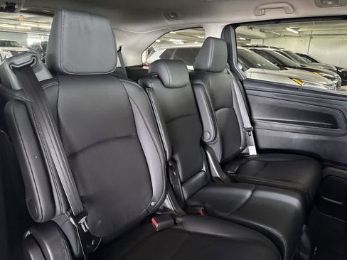 Used 2025 Honda Odyssey EX-L image 24