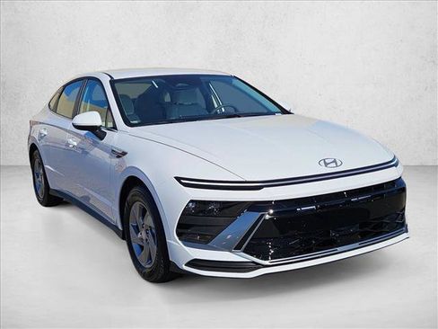 New 2026 Hyundai Sonata SE image 3