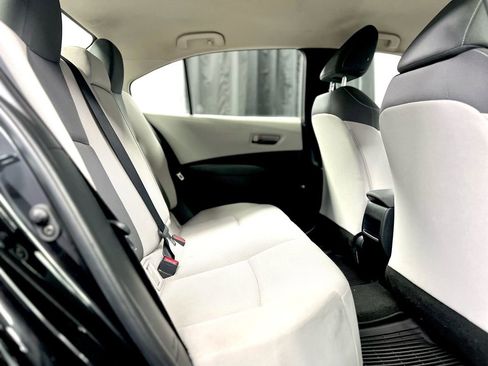 Used 2022 Toyota Corolla LE image 23