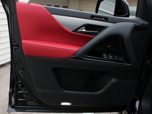 Used 2024 Lexus LX 600 F Sport image 26