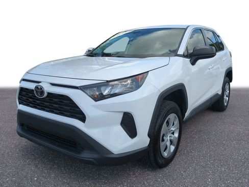 Certified 2022 Toyota RAV4 LE image 1