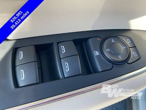 Used 2023 Buick Envision Essence AWD/4WD image 13