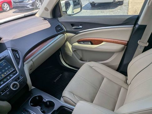 Used 2018 Acura MDX FWD w/ Advance Package image 17