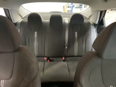 Used 2023 Hyundai Elantra SEL image 37