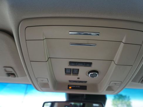 Used 2020 GMC Yukon Denali w/ Denali Premium Package AWD/4WD image 25