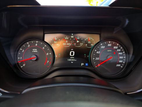 Used 2016 Chevrolet Camaro SS image 21